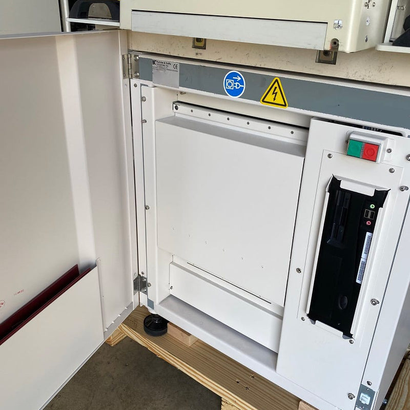 K&S Maxum Ultra Wire Bonder