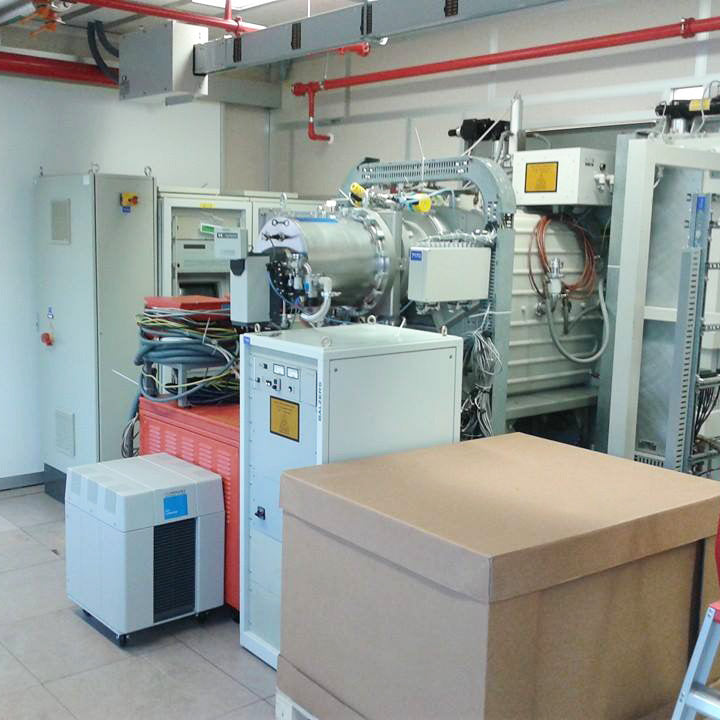 Oerlikon Balzers BAK 760 Evaporator