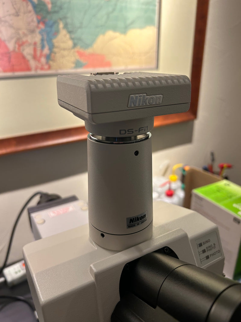 Nikon Eclipse LV 100 POL Polarizing Light Microscope