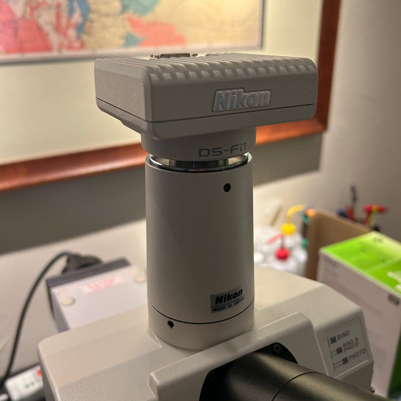 Nikon Eclipse LV 100 POL Polarizing Light Microscope