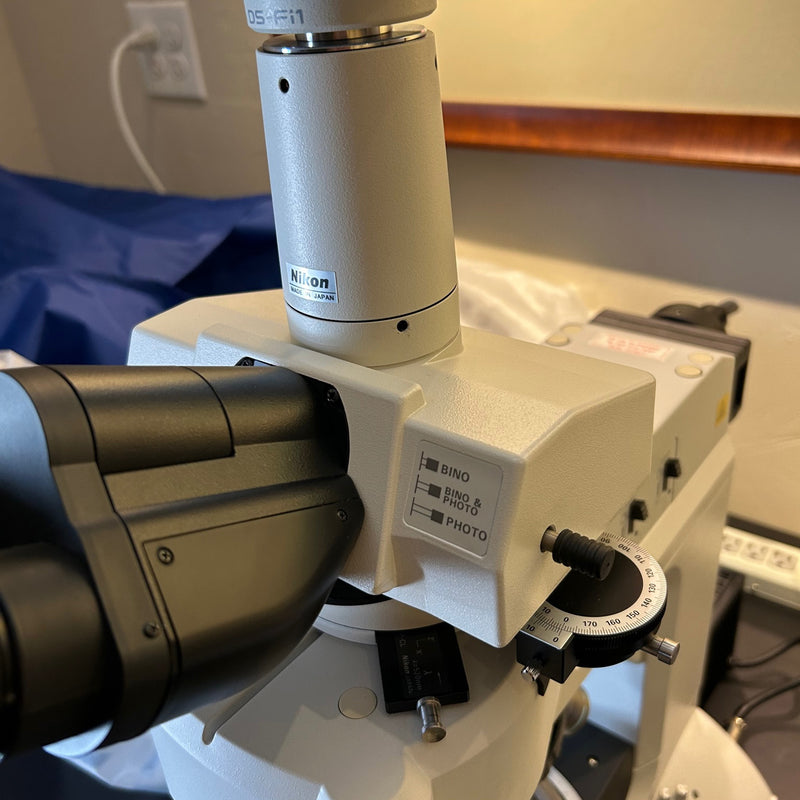 Nikon Eclipse LV 100 POL Polarizing Light Microscope