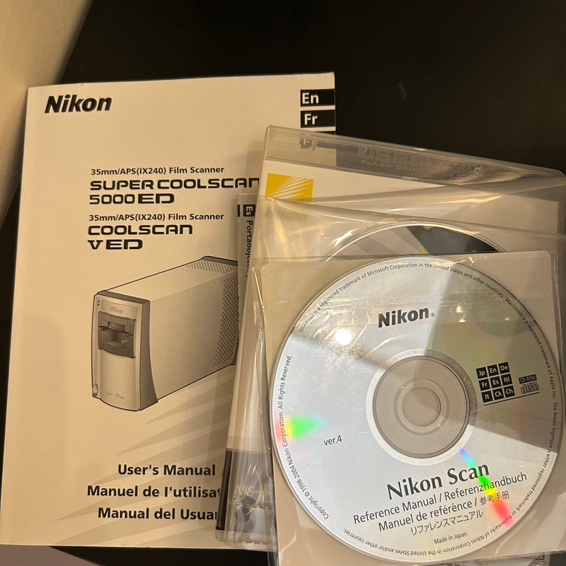 Nikon Eclipse LV 100 POL Polarizing Light Microscope