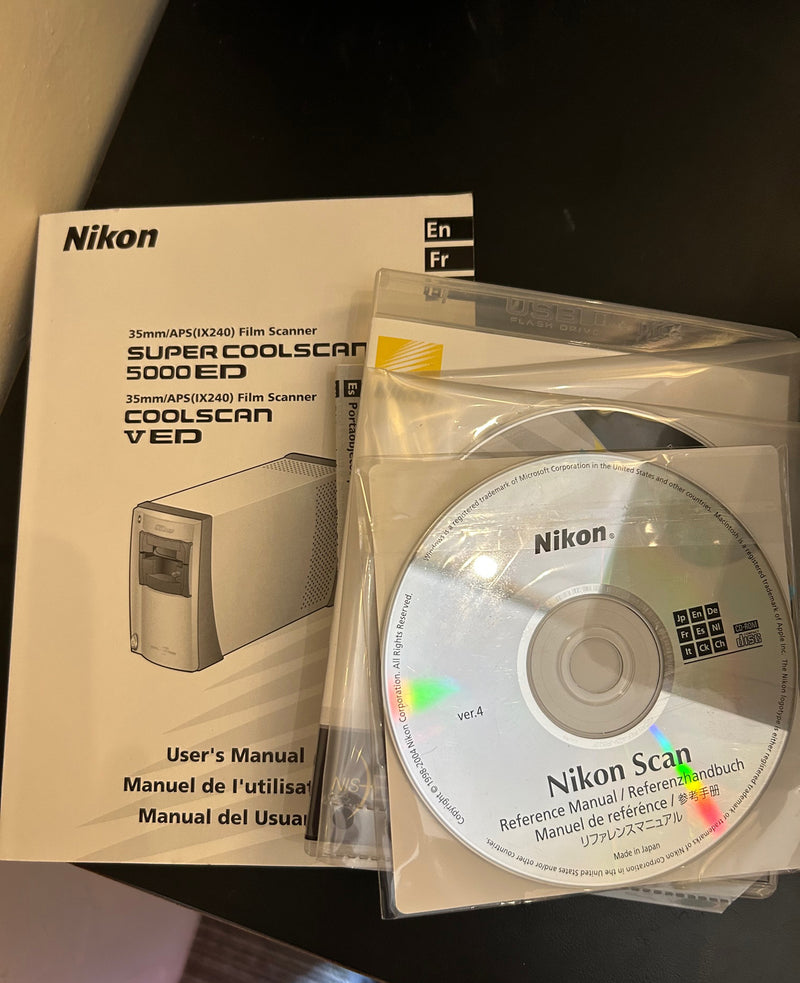 Nikon Eclipse LV 100 POL Polarizing Light Microscope