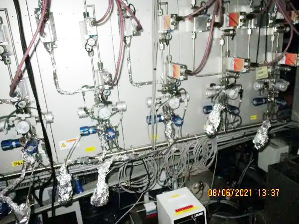 Aixtron Crius MOCVD (Metal Organic Chemical Vapor Deposition)