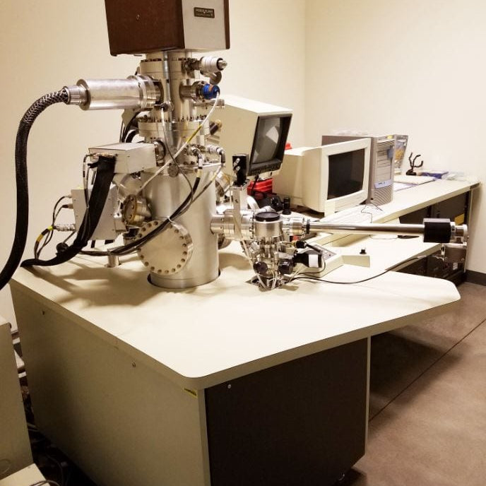 Perkin Elmer PHI 670 Auger Electron Spectroscopy (AES) Nanoprobe