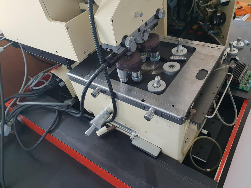 SUSS MA 6 Mask Aligner