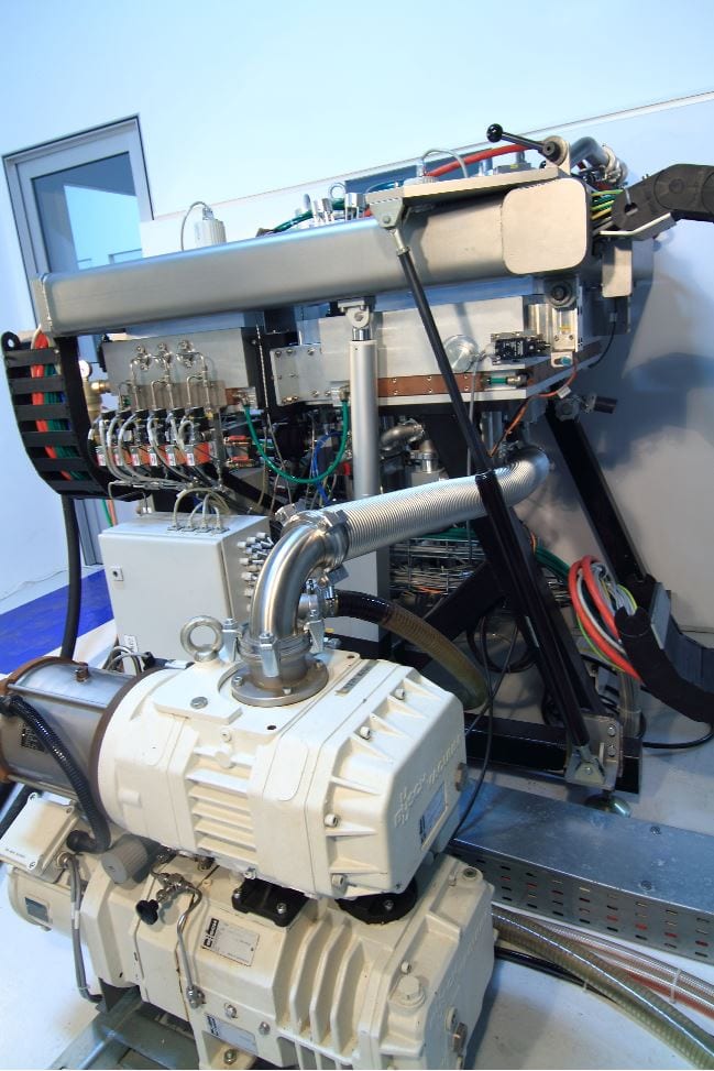 Leybold Helios Coater