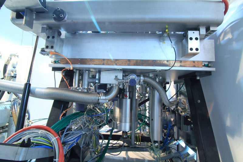 Leybold Helios Coater