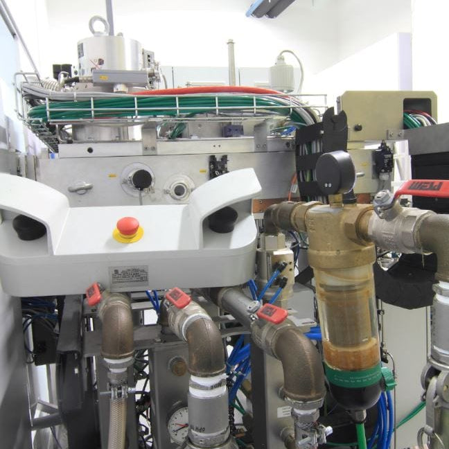 Leybold Helios Coater