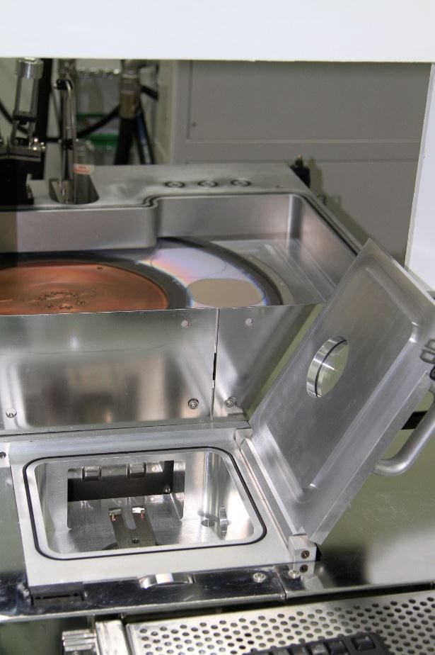 Leybold Helios Coater