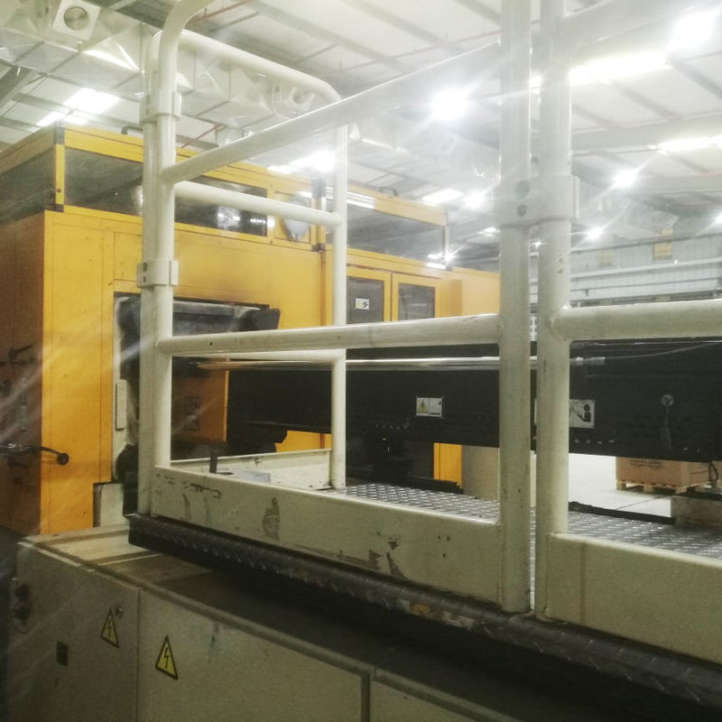 Husky HyPet 90 Injection Molding Machine