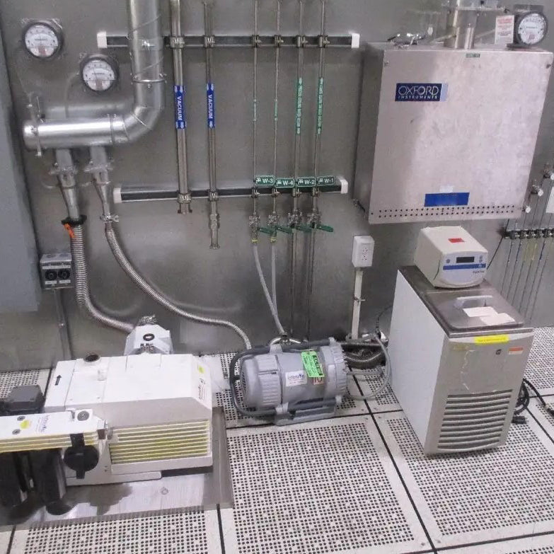 Oxford Plasmalab 100 RIE (Reactive Ion Etcher)