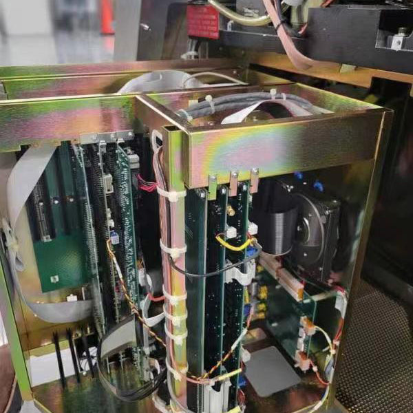 KLA Surfscan 6220 Particle Defect System