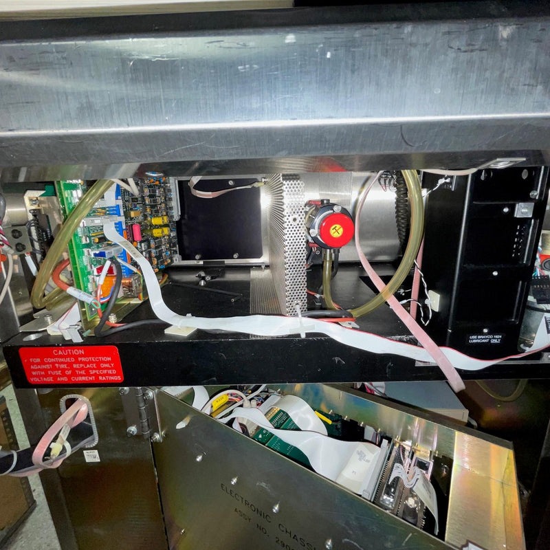 KLA Surfscan 6420 Particle Defect System
