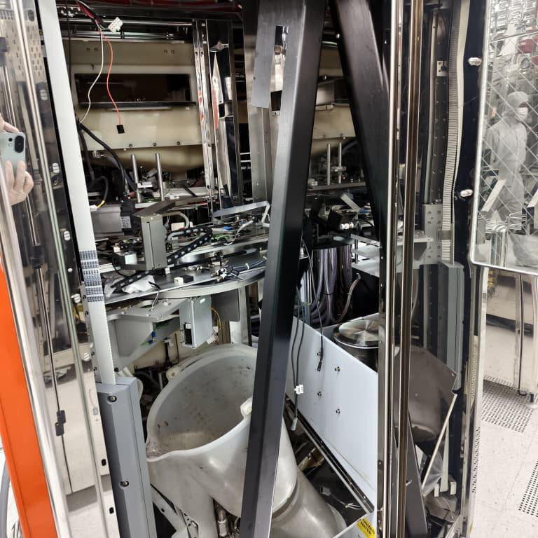 Veeco / SSEC Waferstorm M 3305 Lift Off Machine