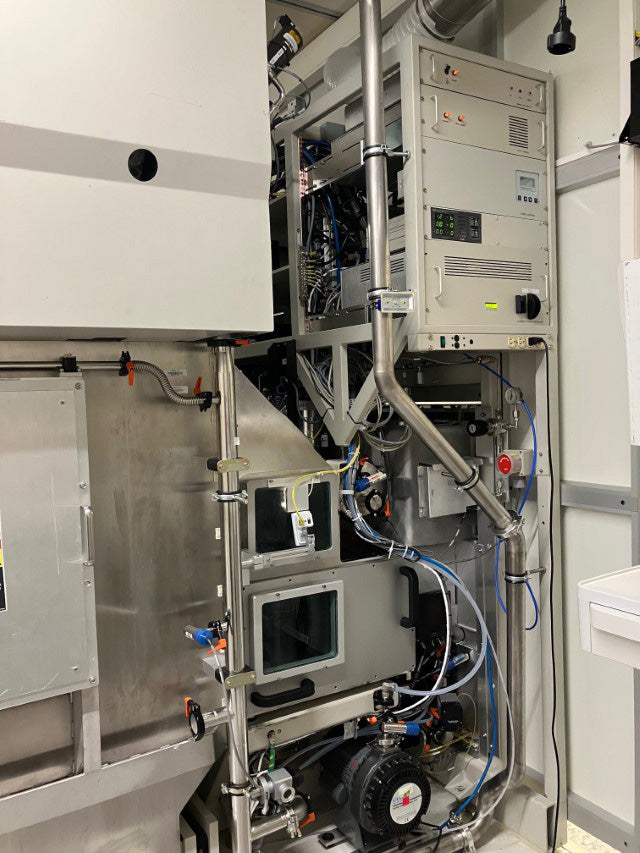 Varian Viision 200 + Ion Implanter