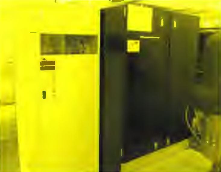 Applied Materials AKT 1600 PECVD (Plasma-Enhanced Chemical Vapor Deposition)