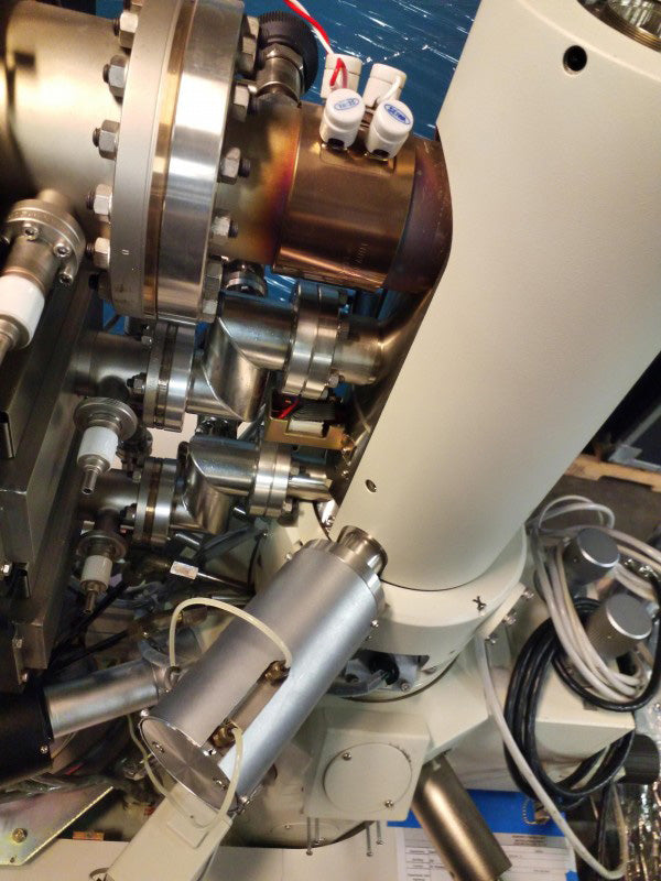 Hitachi S 4500 FE-SEM (Field Emission Scanning Electron Microscope)
