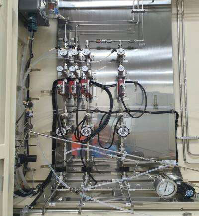 Hitachi Kokusai DD 823 V Vertical Diffusion Furnace