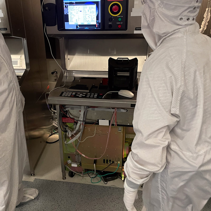 KLA Surfscan 6220 Particle Defect System