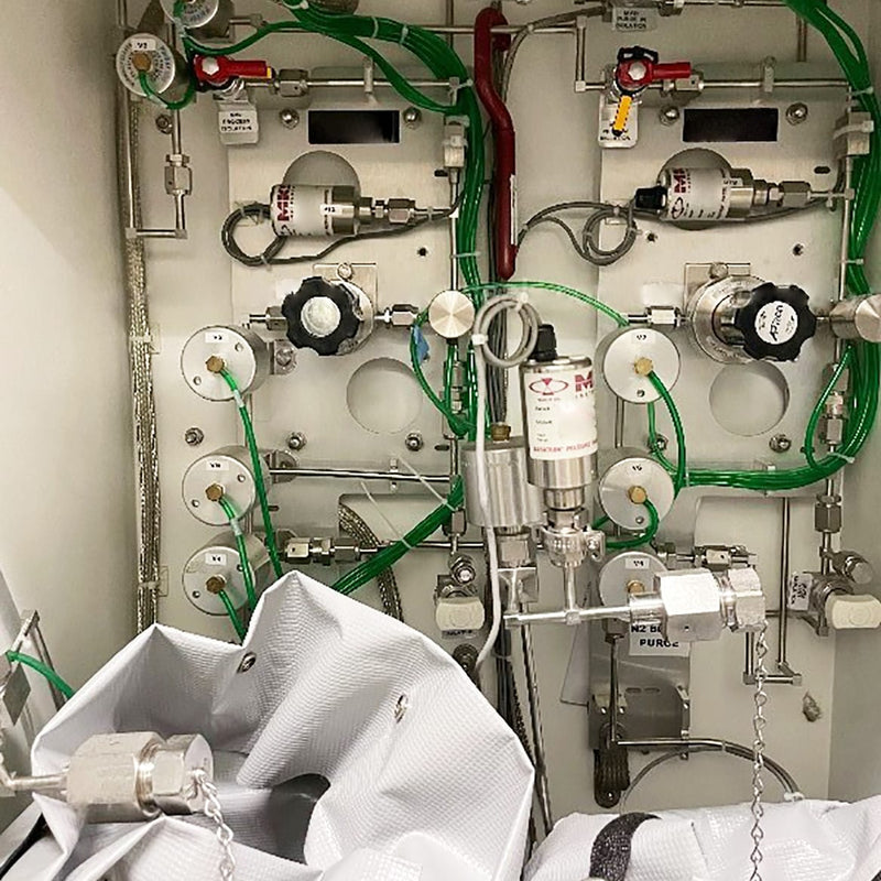 Veeco Emcore D 180 MOCVD (Metal Organic Chemical Vapor Deposition)