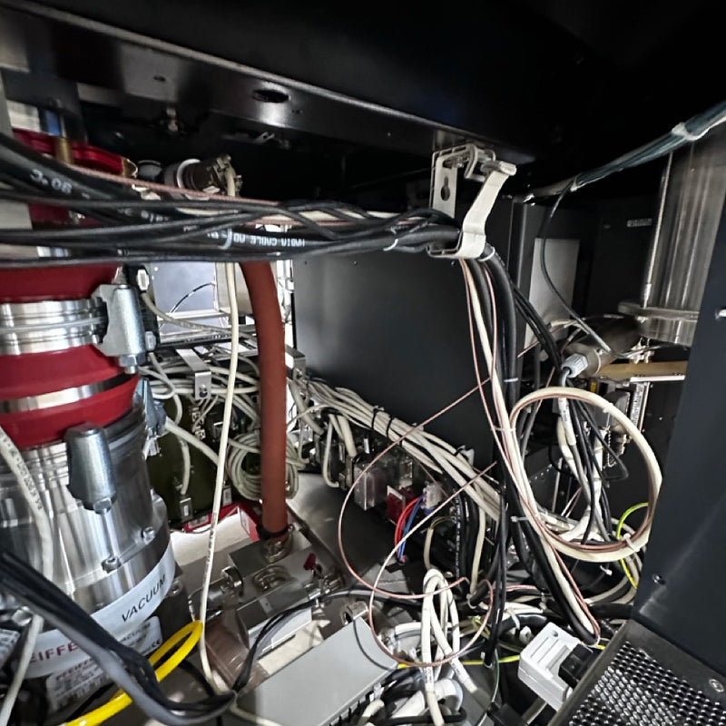 Thermo Fisher Scientific / FEI Helios NanoLab 400 S FIB-SEM (Focused Ion Beam - Scanning Electron Microscope)