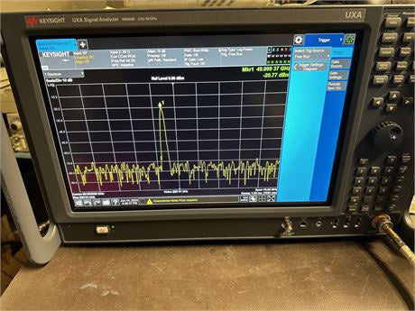 Keysight N 9040 B Signal Analyzer