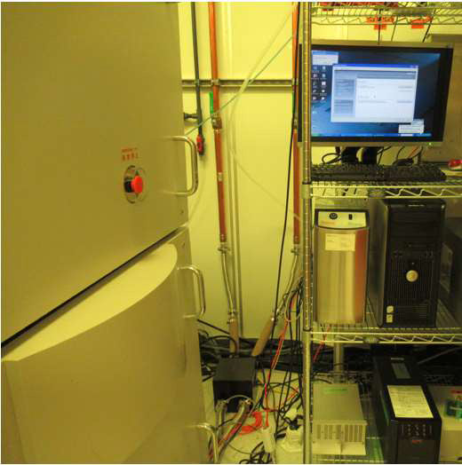 Hitachi RS 5500 SEM (Scanning Electron Microscope)