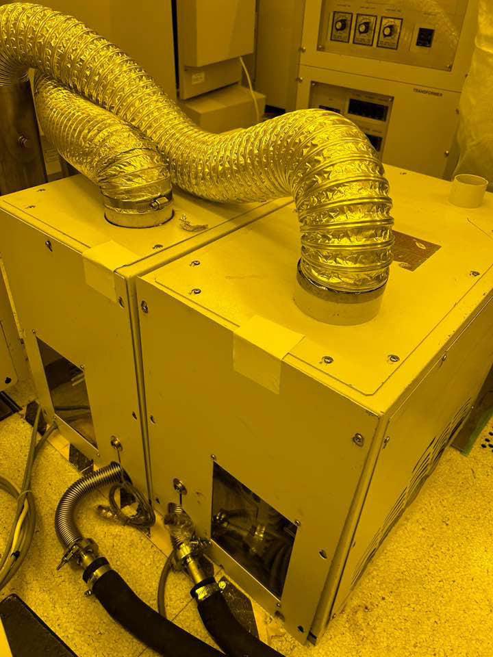 Hitachi S 8840 CD-SEM (Critical Dimension Scanning Electron Microscope)