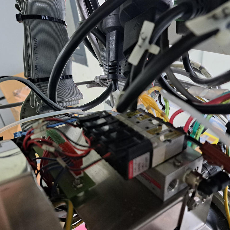 Semitool 870 F SRD (Spin Rinse Dryer)