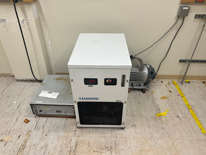 Jeol JSM 7400 F FE-SEM (Field Emission Scanning Electron Microscope)