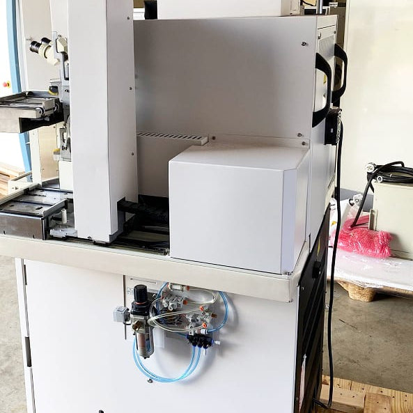 K&S Maxum Ultra Wire Bonder