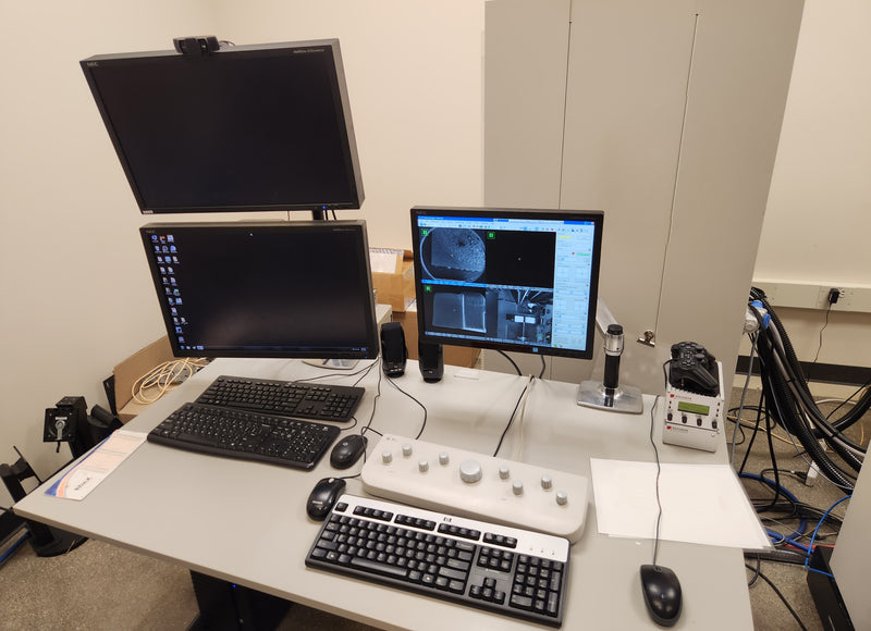 Thermo Fisher Scientific / FEI Nova NanoLab 200 FIB-SEM (Focused Ion Beam - Scanning Electron Microscope)