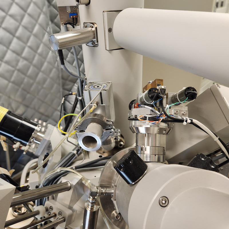 Thermo Fisher Scientific / FEI Quanta 200 3 D FIB-SEM (Focused Ion Beam - Scanning Electron Microscope)