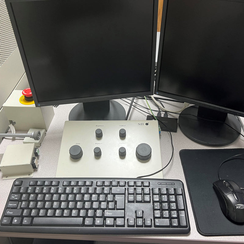 SII Nanotechnology SMI 3050 SE FIB-SEM (Focused Ion Beam - Scanning Electron Microscope)