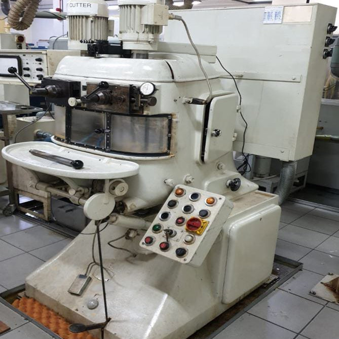 LOH Laser Centering Machine