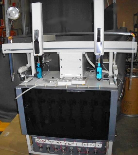 Eksigent Express LC 800 HPLC