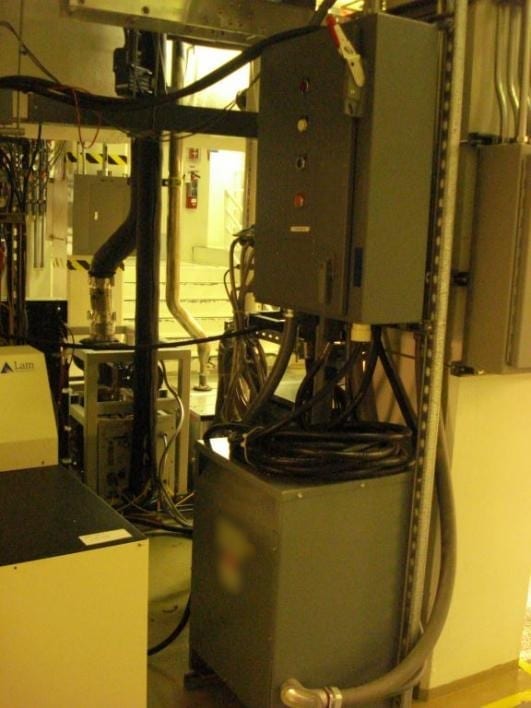 Lam 4400 Poly / Oxide Etcher