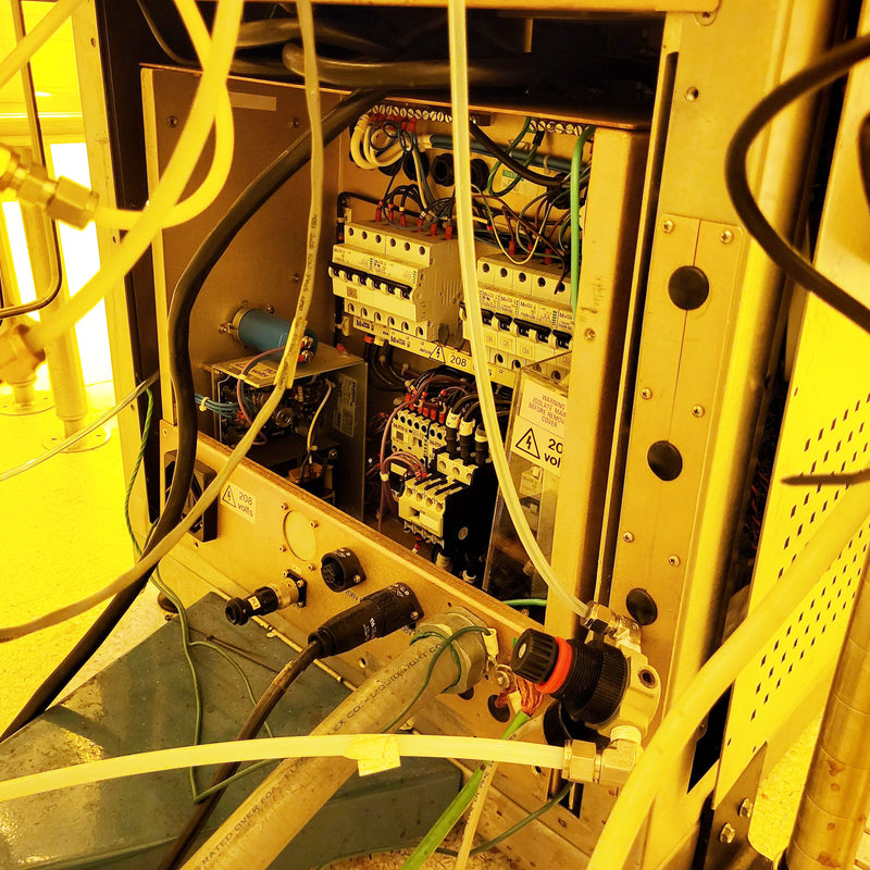 Oxford Plasmalab 800 Plus RIE (Reactive Ion Etcher)