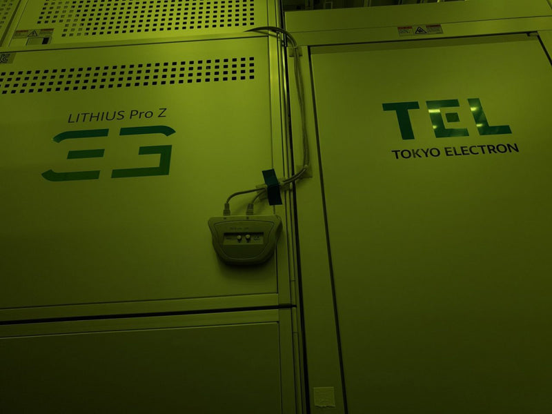Tel Clean Track Lithius Pro Z i Resist Coater / Developer