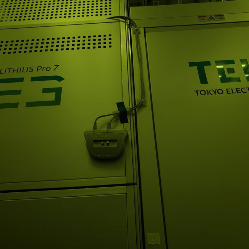 Tel Clean Track Lithius Pro Z i Resist Coater / Developer