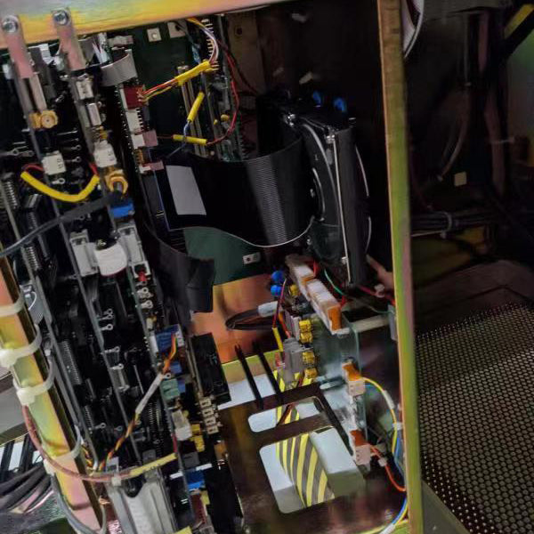 KLA Surfscan 6220 Particle Defect System