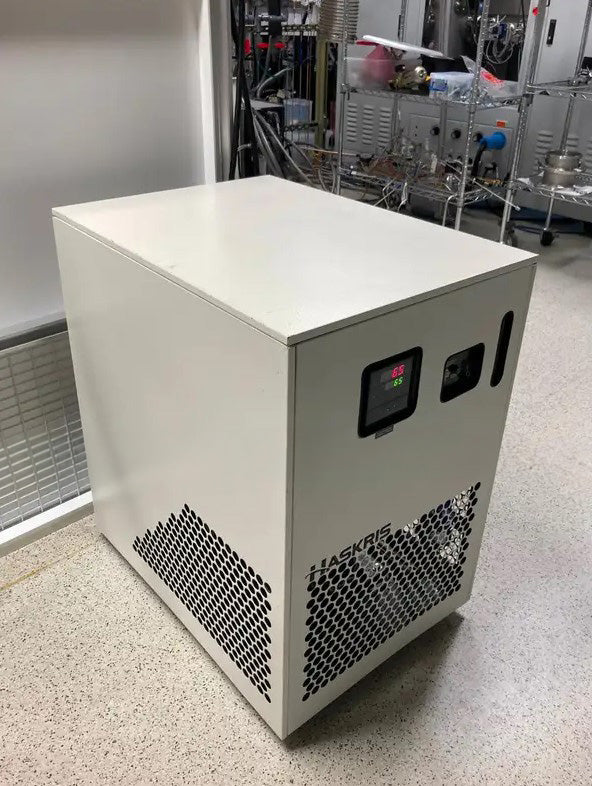 Jeol JSM 7400 F FE-SEM (Field Emission Scanning Electron Microscope)