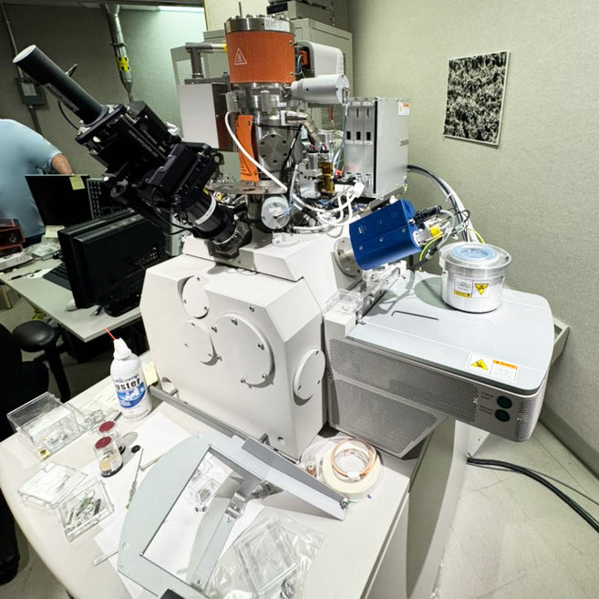 Thermo Fisher Scientific / FEI Helios 400 G 4 FIB (Focused Ion Beam)