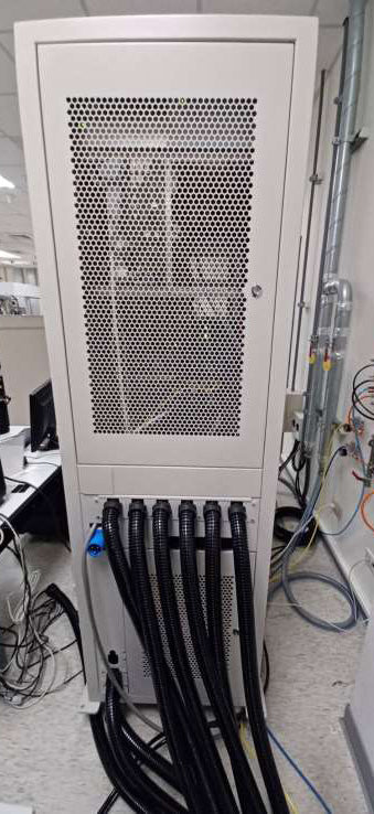 Thermo Fisher Scientific / FEI Helios NanoLab 600 FIB (Focused Ion Beam)