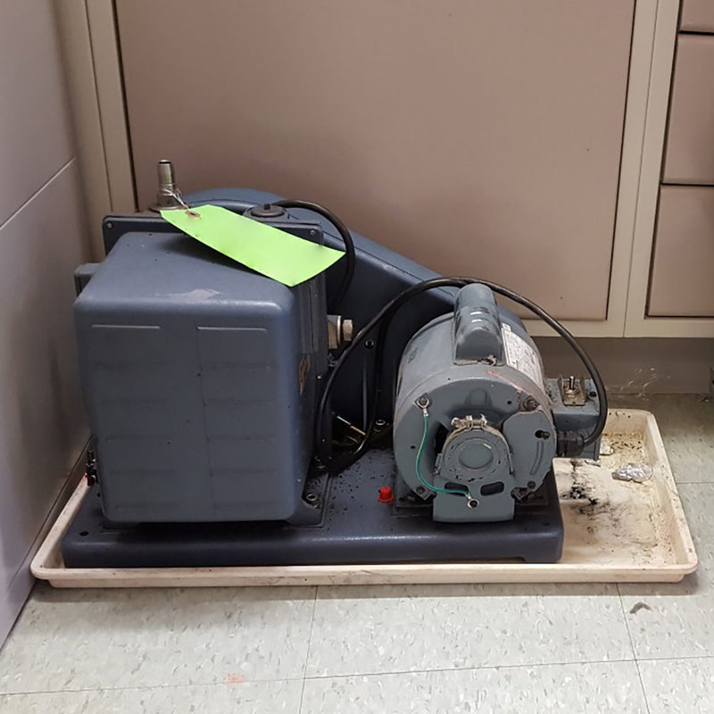 Welch 1402 B 01 Vacuum Pump