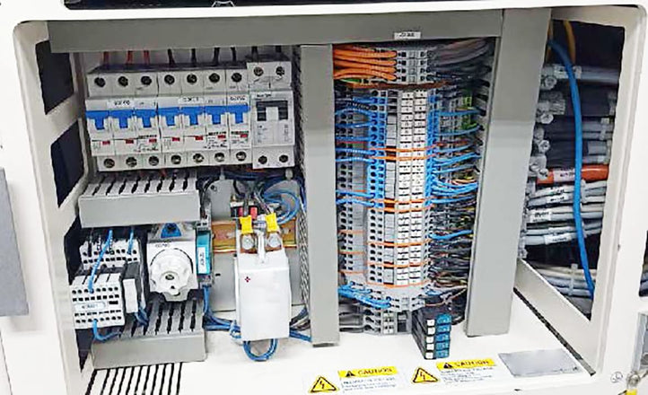 Besi / Datacon 8800 Quantum Flip Chip Bonder