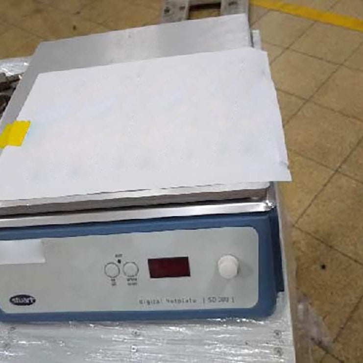 Stuart SD 300 Digital Hotplate