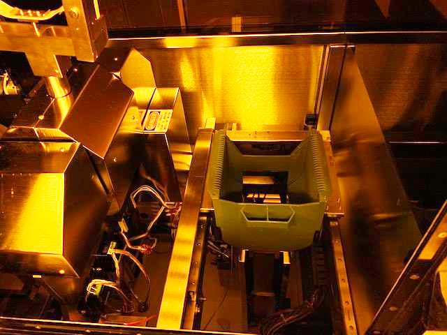 Ontrak DSS 200 Post CMP Scrubber (Chemical Mechanical Polisher)