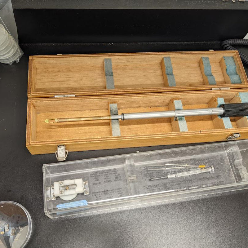 Hitachi S 5000 FE-SEM (Field Emission Scanning Electron Microscope)